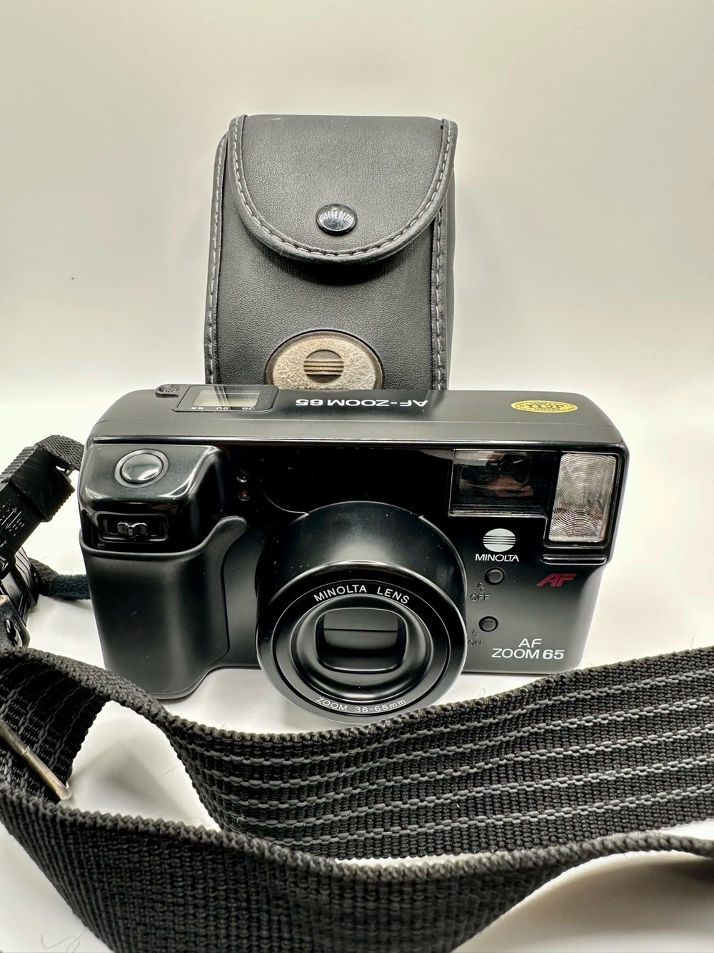 Minolta AF Freedom Zoom 65 35mm Film Camera Point and Shoot Working New Battery